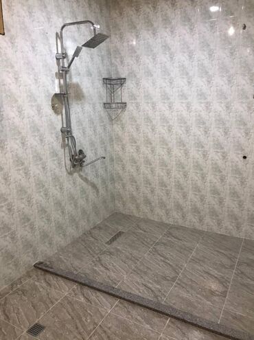 Günlük kirayə evlər: 200 kv. m, 5 otaqlı — 15