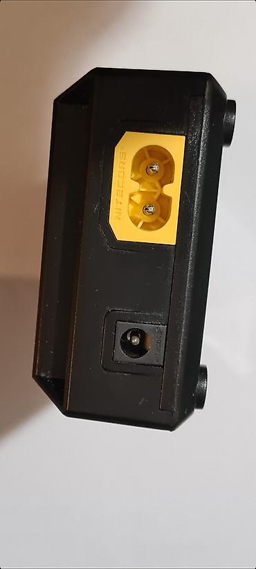 Punjači za kamere: ☆ Prodajem pametni punjač baterija Nitecore Digicharger D2 EU. Nije — 6