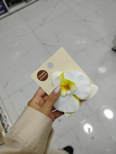 Digər bijuteriyalar: Istənilən rəng var qiymet 3manat, sifarişlə, ödənişsiz catdirilma