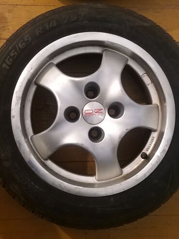 Gume i felne: Prodajem originalne OZ Racing aluminijumske felne R14 sa letnjim — 2