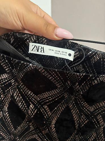 Zara ženske pantalone – veličina XL (EUR XL / USA XL / MEX 32). Crne