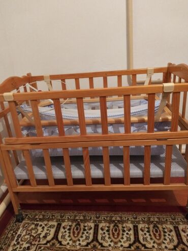 �������������� ���������������� �� �������������� в Кыргызстан | ДЕТСКИЕ КРОВАТИ: Продаю детскую кровать