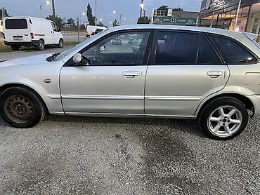 Продажа авто: Mazda 323: 2002 г., 1.6 л, Механика, Бензин, Универсал — 4