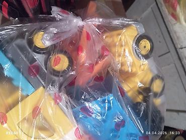 Игрушки: Игрушки бу пакетом: Барби, конструктор, рюгзак школьный для — 12