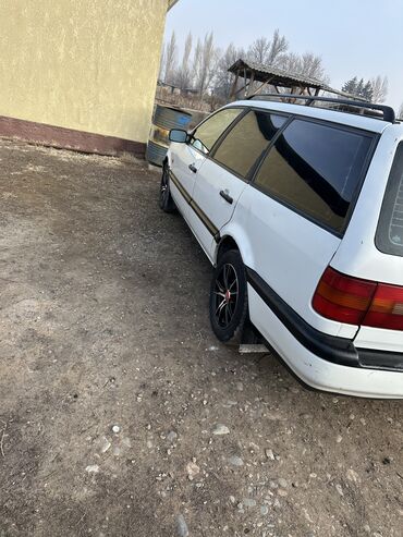 рд 1: Volkswagen Passat: 1994 г., 1.8 л, Механика, Газ, Универсал