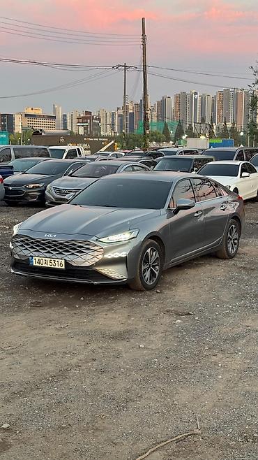 audi g7: Kia K8: 2022 г., Седан — 2