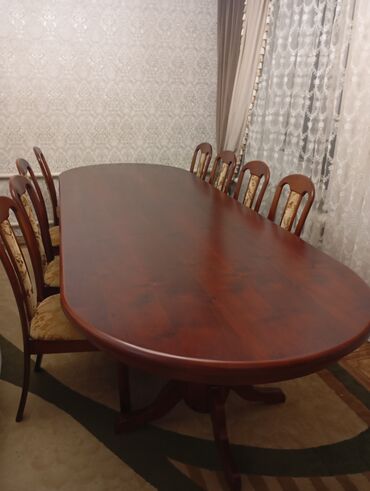 шкаф офисный: Конок бөлмөсү үчүн үстөл жана отургуч, түсү - Күрөң lalafo.kg да шкаф офисный: Конок бөлмөсү үчүн үстөл жана отургуч, түсү - Күрөң