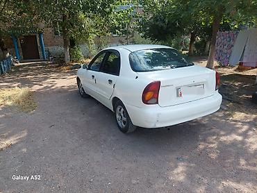 changan lamore: Daewoo Lanos: 2002 г., Автомат, Бензин, Седан — 4