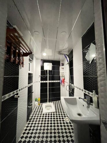 Həyət evləri və villaların satışı: 4 otaqlı, 120 kv. m, Orta təmir — 2