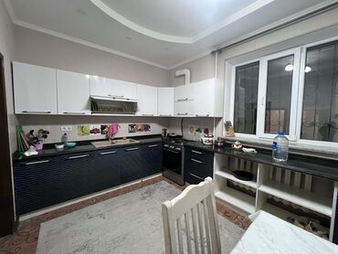 Долгосрочная аренда домов: 215 м², 7 комнат, Парковка, Теплый пол, Утепленный — 7