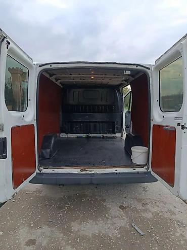 islenmis hyundai avtomobilleri satisi: Ford Transit yük mikroavtobusu - Korpus: ağ rəng, ikitərəfli arxa — 3