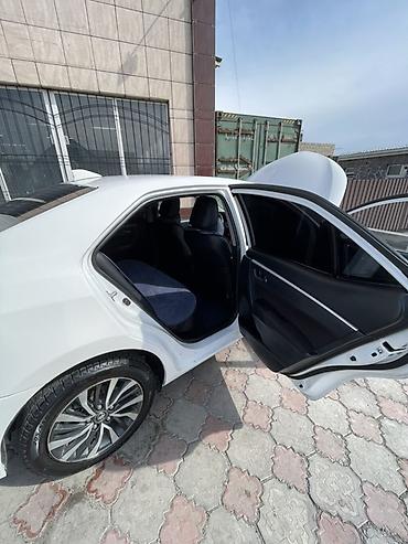 мотор дизель 2 2: Toyota Corolla: 2019 г., 1.8 л, Робот, Гибрид, Седан — 6