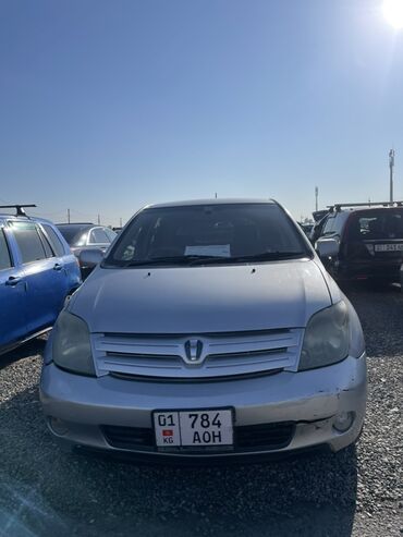 тайота маркс: Toyota ist: 2002 г., Хетчбек