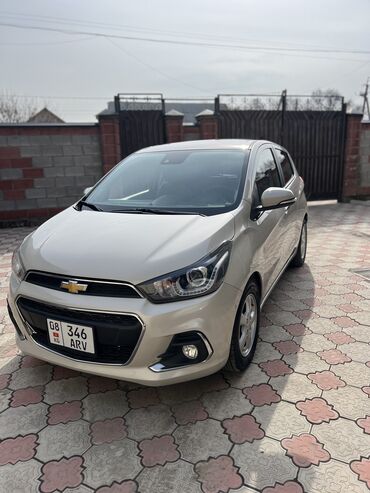 киргизские машины: Chevrolet Spark: 2016 г., 1 л, Автомат, Бензин, Хэтчбэк