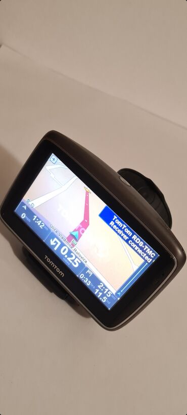 gps navigacije: • Prodajem Navigaciju TomTom GO (4CP0.002.05) • Ne razumem se mnogo