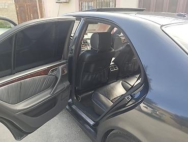 w210 duman: Mercedes-Benz E-Class: 3.2 l | 2000 il Sedan — 4