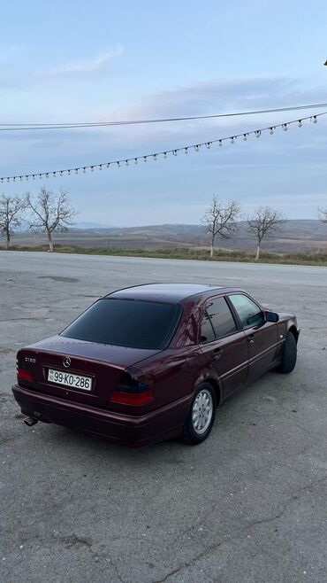 Mercedes-Benz: Mercedes-Benz C 180: 1.8 l | 1997 il Sedan — 4