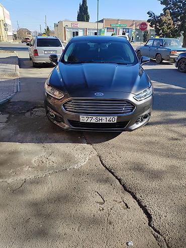 ford focus hatchback: Ford Fusion: 1.5 l | 2016 il 192000 km Sedan — 2