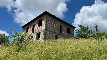 Torpaq sahələrinin satışı: 52 sot, Tikinti — 3