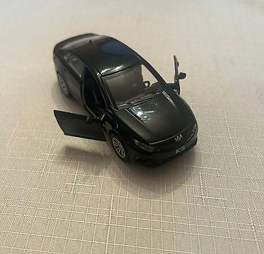 İncəsənət və kolleksiyalar: Məhsul: Kia K5 metal model avtomobil (miniature) Təsvir: - Rəng: qara — 3