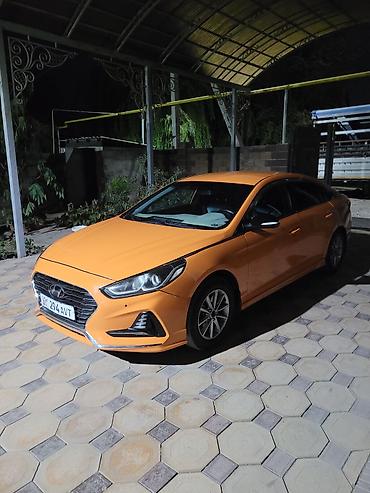 мерседес 124 с: Hyundai Sonata: 2018 г., Седан — 4