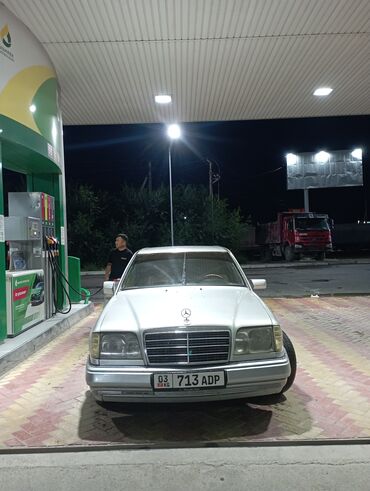 куплю машыну: Mercedes-Benz 220: 1995 г., 2.2 л, Механика, Бензин, Седан