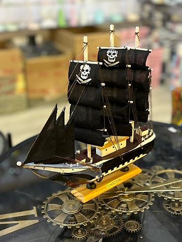 модель: Pirate mövzusunda dekorativ gəmi maketi - Material: ağac gövdə, parça — 3