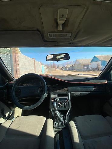 Audi: Audi 100: 1988 г., Седан — 5