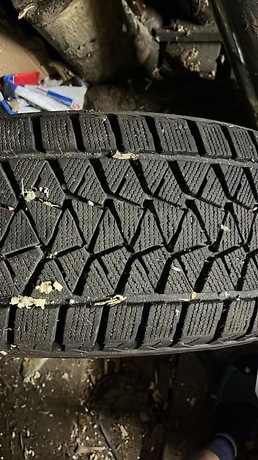 Зимние шины Bridgestone Blizzak DM-V2 на дисках Toyota - Размер