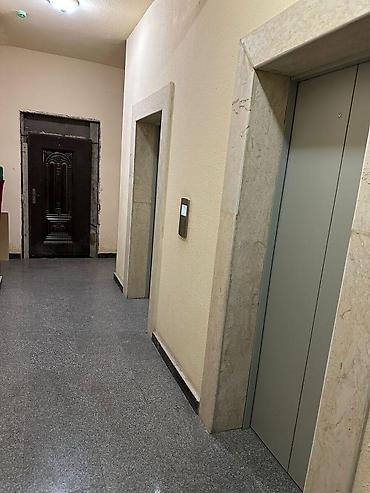 Yeni tikili: Satılır 5 otaqlı yeni tikili 296 m², 28 May m. Kateqoriya Yeni tikili — 6