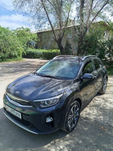бмв 4 серия: Kia Stonic: 2018 г., 1.4 л, Автомат, Бензин, Кроссовер