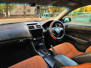 механика правый руль: Honda Accord: 2004 г., 2 л, Автомат, Бензин, Седан — 8
