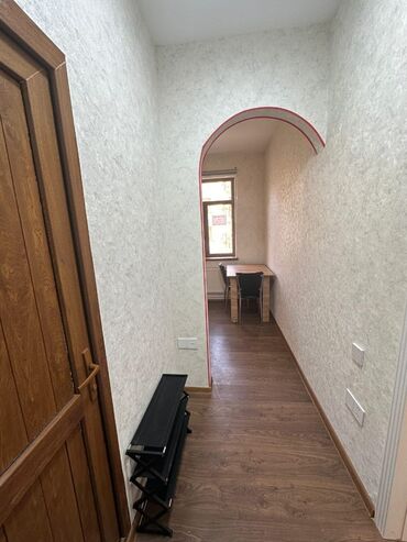 Köhnə tikili: Xırdalan, 1 otaqlı, Köhnə tikili, 37 kv. m — 4