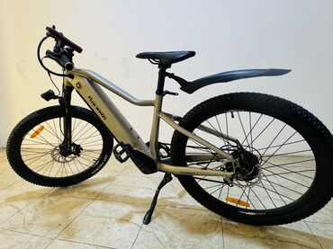 Elektrik velosipedlər: İşlənmiş Elektrik velosipedi 28", sürətlərin sayı: 7, 250 Vt, Ünvandan götürmə — 3