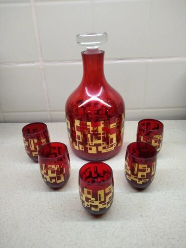 набор посуды люминарк 19 предметов: Продаётся набор из чешского стекла - графин и пять рюмочек, две