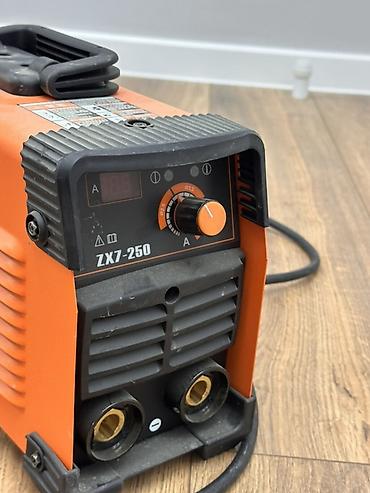 mini projector: Инверторный сварочный аппарат JASIC ZX7-250 - Тип: MMA (дуговая — 2