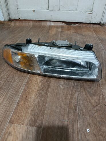 повторитель поворотника: Алдыңкы фаралар комплектиси Honda 1997 г.