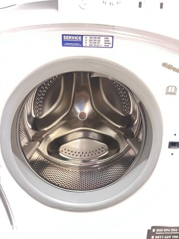 Elektrikli qızdırıcılar və radiatorlar: Hotpoint Ariston quraşdırılan önyükləməli paltaryuyan maşın -