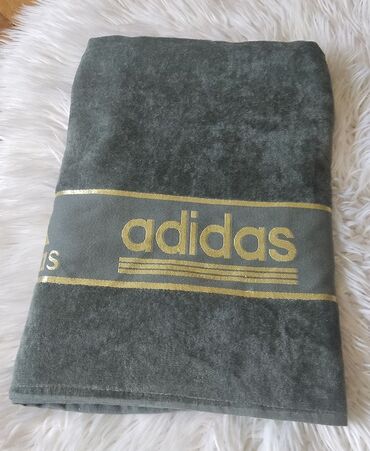 Peškiri: Peškiri-90*180
Materijal-pamuk
Cena-2200 — 7