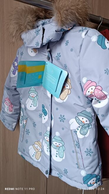 спортивное оборудование: ☃️Новая детская зимняя куртка с принтом «снеговики» - Цвет
