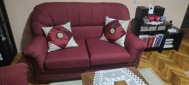 kauc na rasklapanje: Three-seat sofas, Textile, color - Red, Used