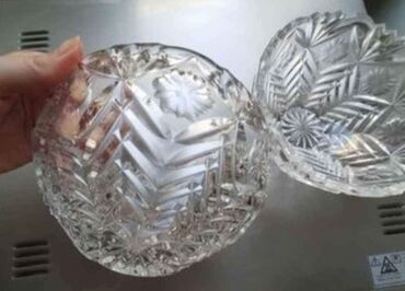 Meyvə qabları: Ваза Bohemia, Чехия -40 AZN. 2 хрустальные большие вазы советских — 9