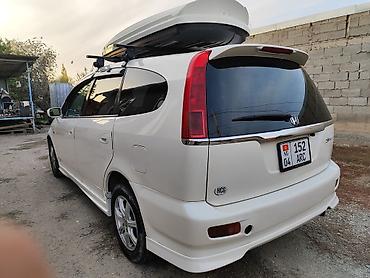 mazda 1: Honda Stream: 2002 г., 2 л, Автомат, Бензин, Минивэн — 6
