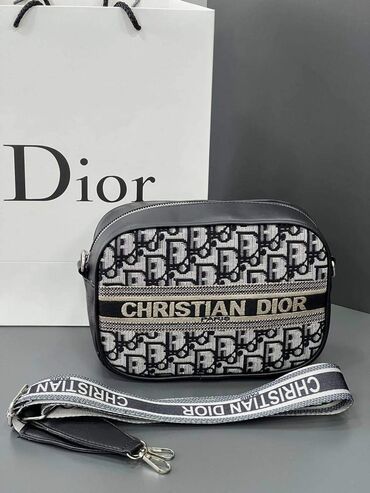 Torbe: Cena 4100 din — 6