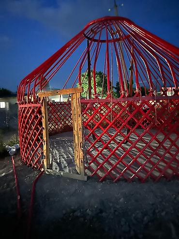 Аренда юрт: Аренда юрты, Каркас Деревянный, 75 баш, Стулья, Казан, Посуда — 2