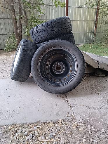 Зимний комплект шин Nokian Nordman (шипованные) 205/55 R16 на