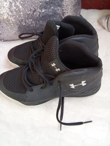 Men's Footwear: UNDER ARMOUR,ORIGINAL,za košarkaše,za košarkašice,korišćene samo na