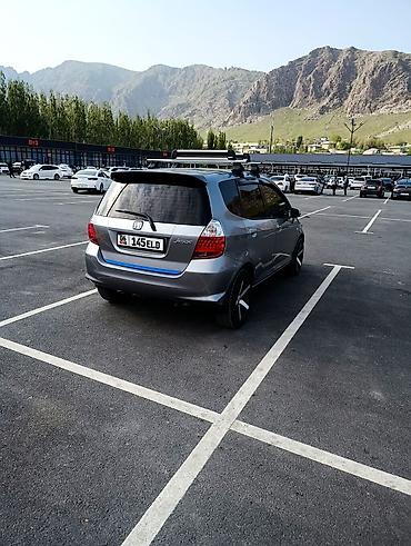 tesla 3: Honda Jazz: 2008 г., 1.3 л, Механика, Бензин, Хэтчбэк — 2