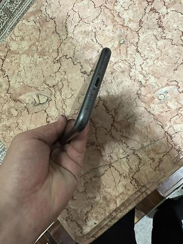 Apple iPhone: IPhone 11, 64 ГБ, Черный, 66 % — 6