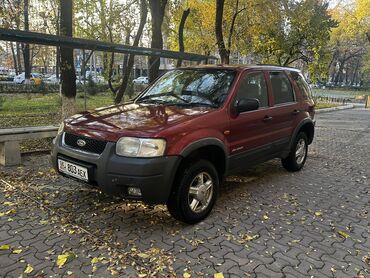 Ford: Ford Maverick: 2002 г., 2 л, Механика, Бензин, Кроссовер